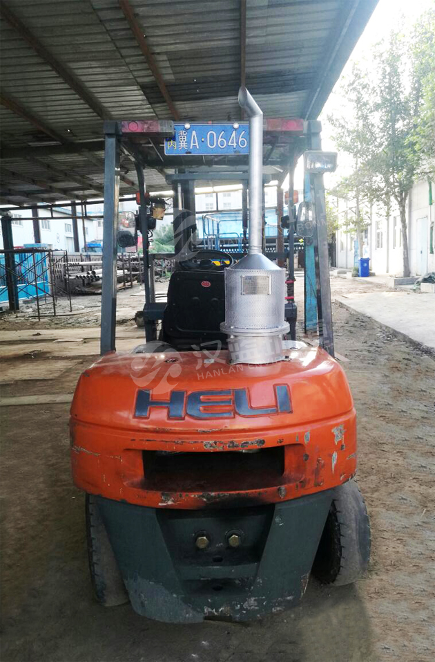 萬純柴油機尾氣凈化設備-叉車尾氣凈化器