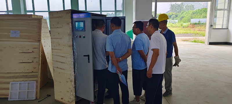 熱烈歡迎某集團(tuán)公司客戶來(lái)河北漢藍(lán)驗(yàn)收脫硝系統(tǒng)